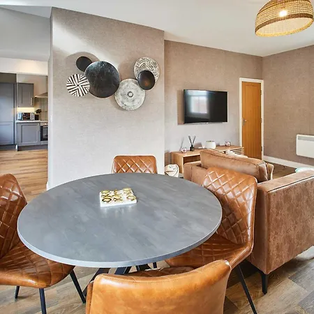 Host & - Baxtergate Whitby