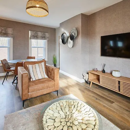 Host & - Baxtergate Apartment Whitby