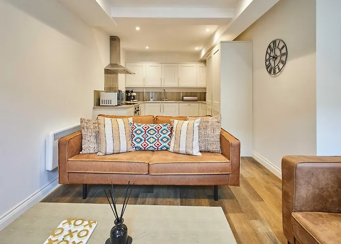 Host & - Baxtergate Whitby